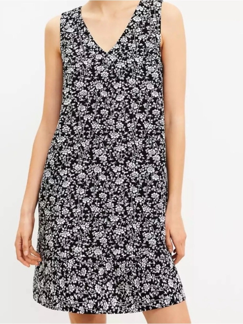 Loft Linen Blend Black White Floral Double V Flowy Dress